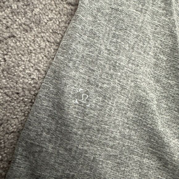 Lululemon Metal Vent Tech Polo Short Sleeve XXL/2XL Grey Mesh Golf Casual Work - Picture 7 of 8